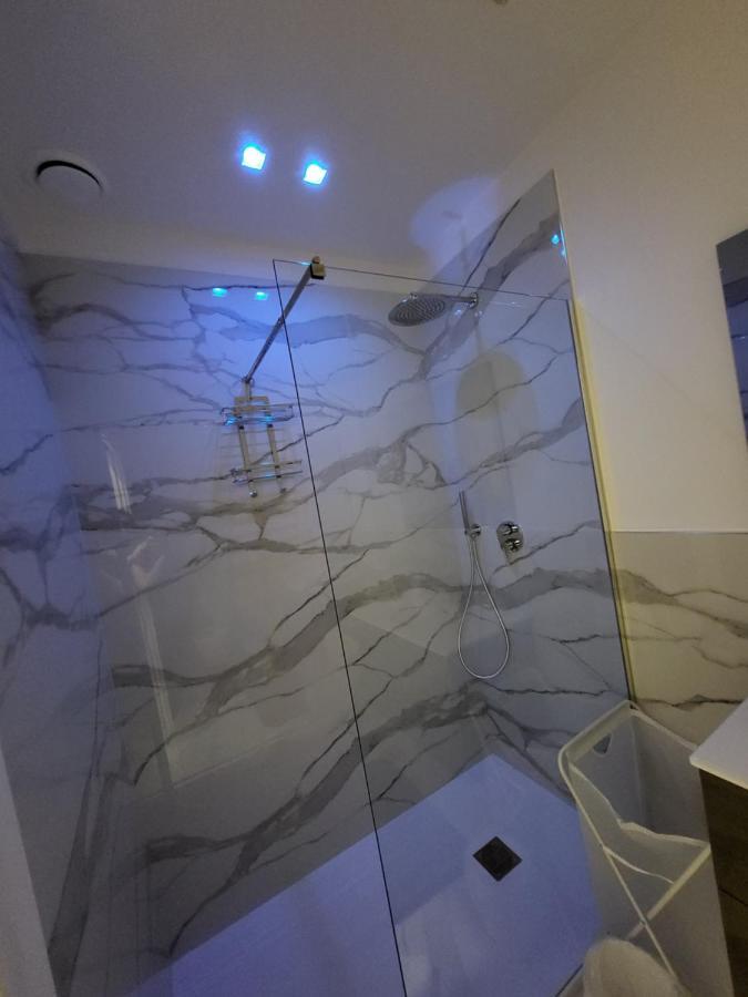 Casa Vacanze Manthy Posizione Centrale Μπάρι Εξωτερικό φωτογραφία