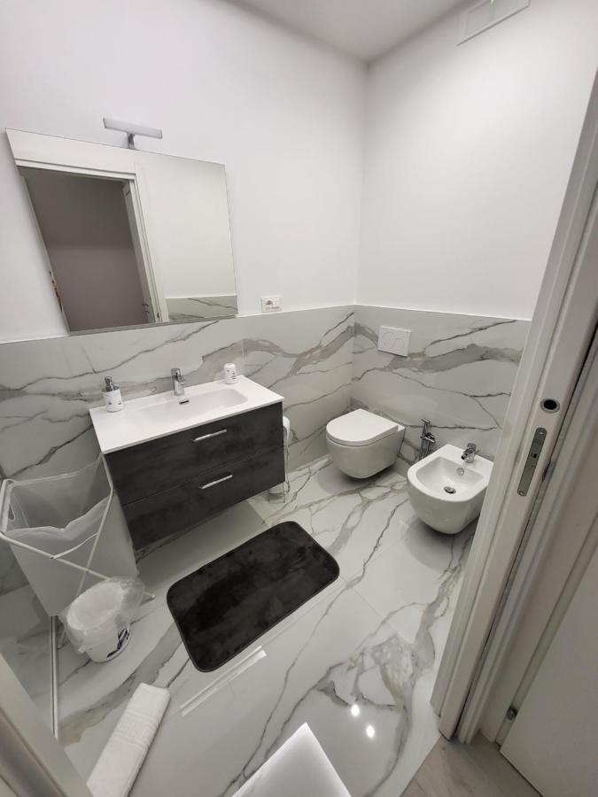 Casa Vacanze Manthy Posizione Centrale Μπάρι Εξωτερικό φωτογραφία