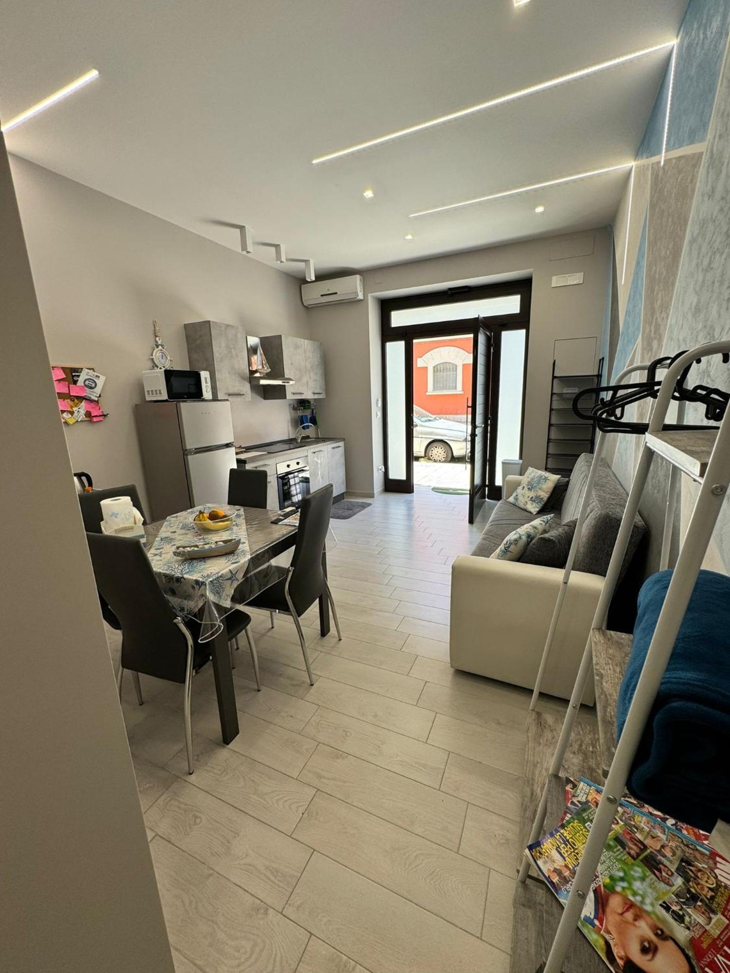 Casa Vacanze Manthy Posizione Centrale Μπάρι Εξωτερικό φωτογραφία