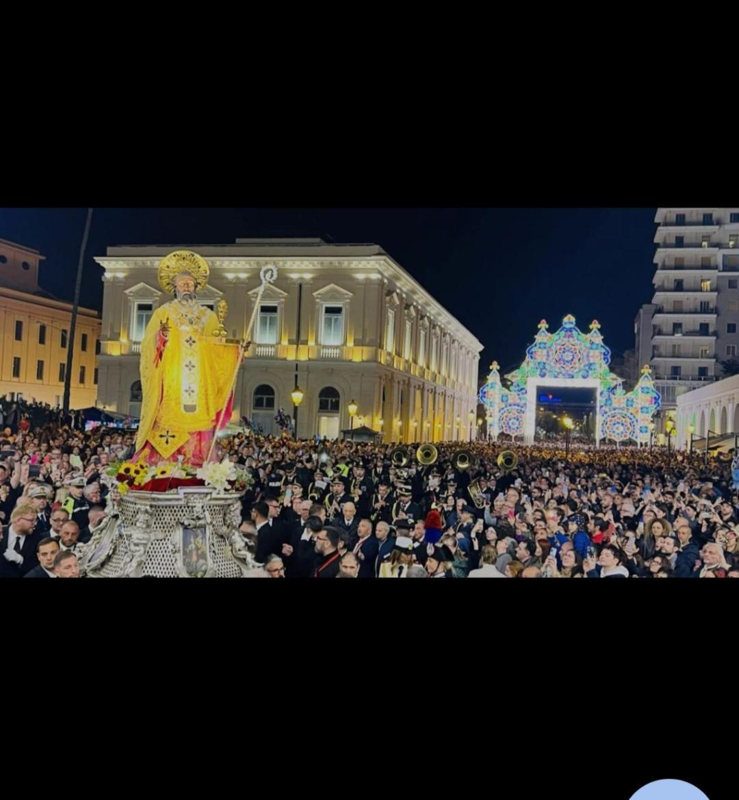 Casa Vacanze Manthy Posizione Centrale Μπάρι Εξωτερικό φωτογραφία